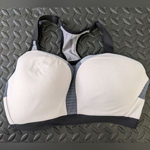 Victoria's Secret Sports Bra Size 36DD